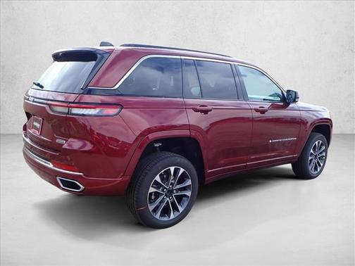 2025 Jeep Grand Cherokee Overland