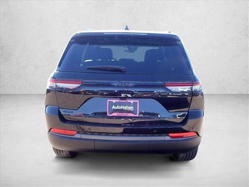 2026 Jeep Grand Cherokee Altitude