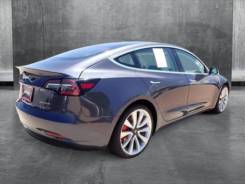 2018 Tesla Model 3 Long Range