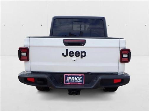 2021 Jeep Gladiator Willys 4x4