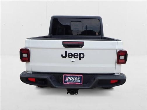 2021 Jeep Gladiator Willys 4x4