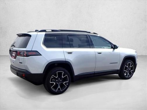 2026 Jeep Cherokee Overland