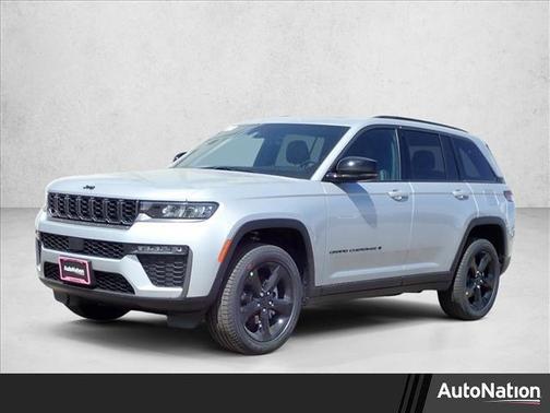 Silver Zynith 2026 Jeep Grand Cherokee Limited