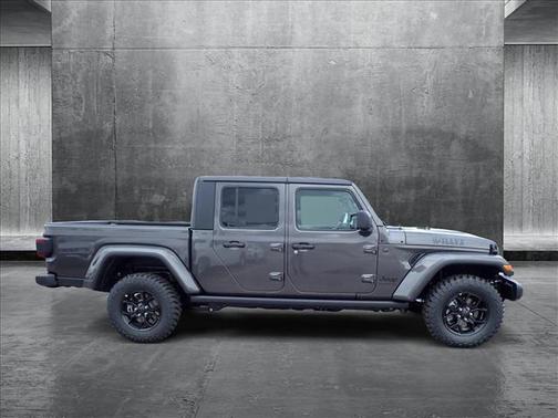 2025 Jeep Gladiator Willys