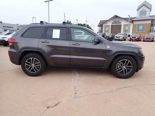 2017 Jeep Grand Cherokee Trailhawk
