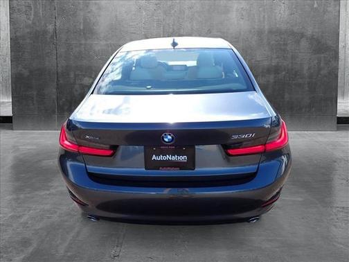 2021 BMW 330 xDrive