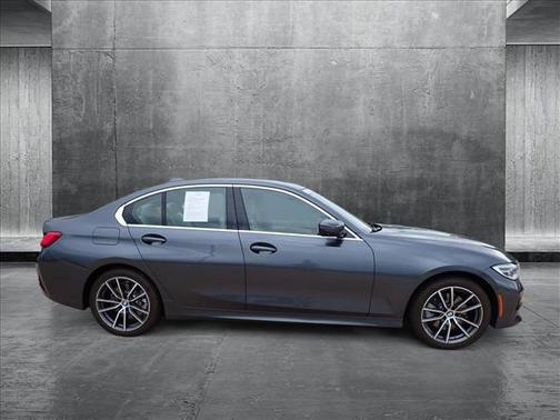 2021 BMW 330 xDrive