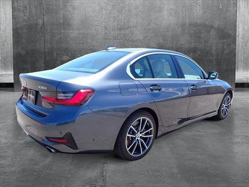 2021 BMW 330 xDrive