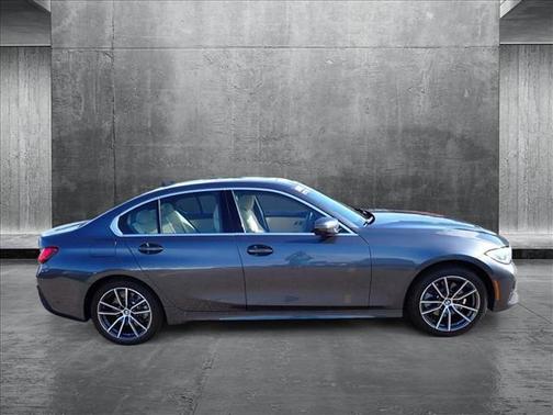 2021 BMW 330 xDrive