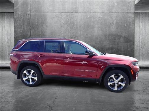 2025 Jeep Grand Cherokee 4xe Base