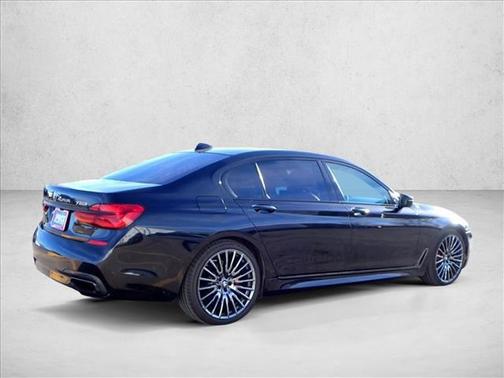 2017 BMW 750 i xDrive