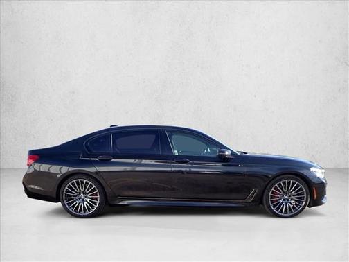 2017 BMW 750 i xDrive