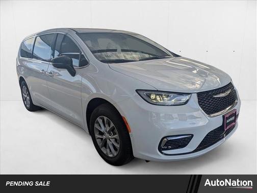 2025 Chrysler Pacifica L