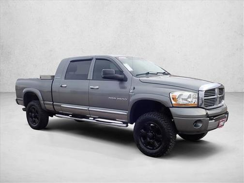 2006 Dodge Ram 2500 Laramie Mega Cab