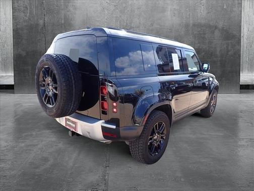 2024 Land Rover Defender 110 P300