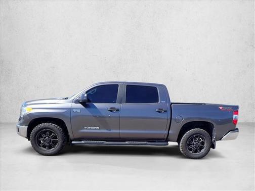 2014 Toyota Tundra SR5
