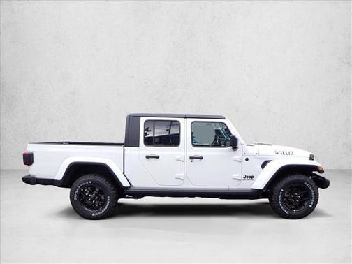Bright White Clearcoat 2026 Jeep Gladiator Willys 4x4