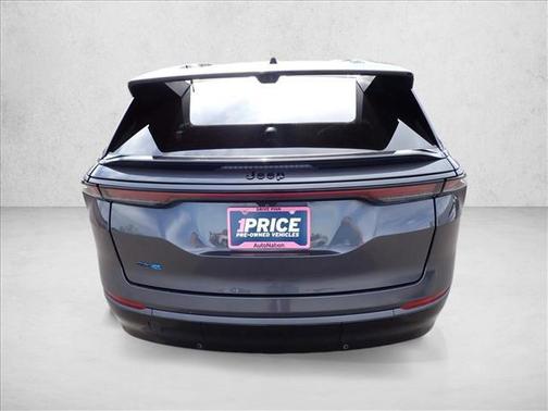 Baltic Gray Metallic Clearcoat 2024 Jeep Wagoneer S Launch Edition