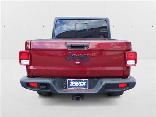 2022 Jeep Gladiator Sport S
