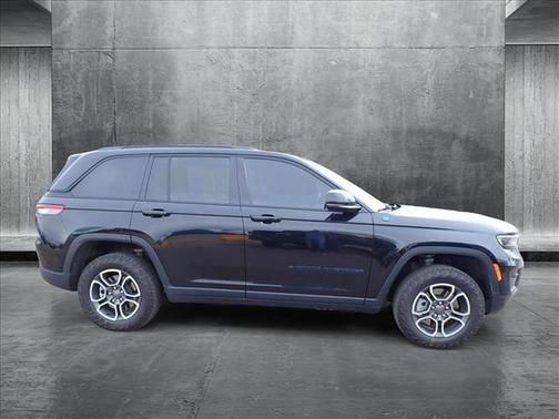 2022 Jeep Grand Cherokee 4xe Trailhawk