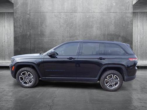 2022 Jeep Grand Cherokee 4xe Trailhawk
