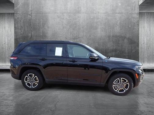 2024 Jeep Grand Cherokee 4xe Trailhawk