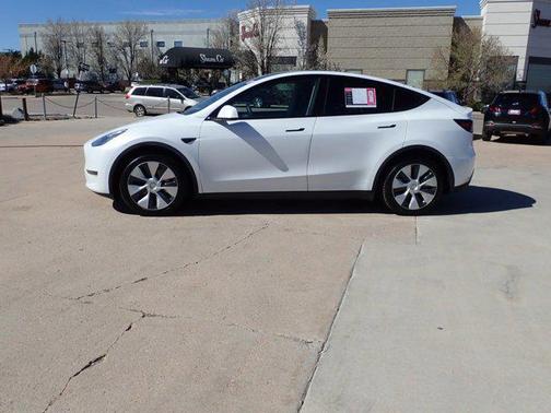 2021 Tesla Model Y Long Range Dual Motor All-Wheel Drive