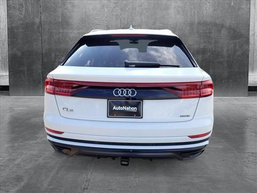 2020 Audi Q8 55 Premium Plus
