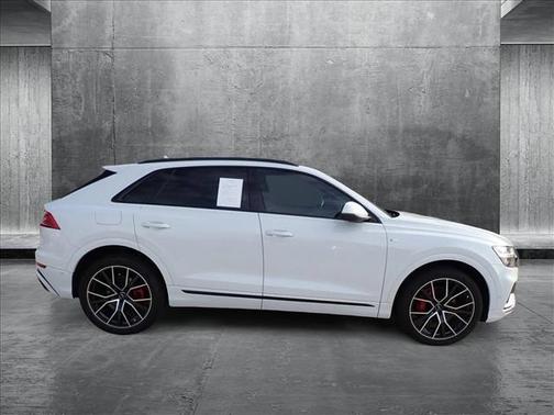 2020 Audi Q8 55 Premium Plus