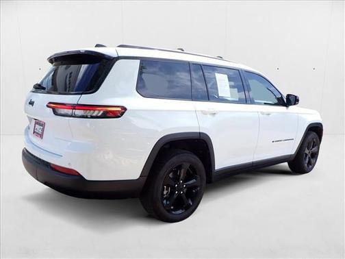 2022 Jeep Grand Cherokee L Altitude