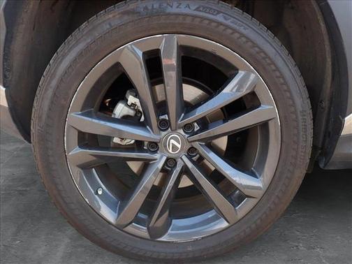 2023 Lexus NX 450h+ Luxury