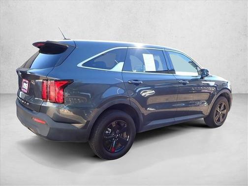2021 Kia Sorento LX