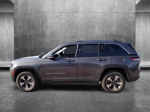 2022 Jeep Grand Cherokee 4xe Base