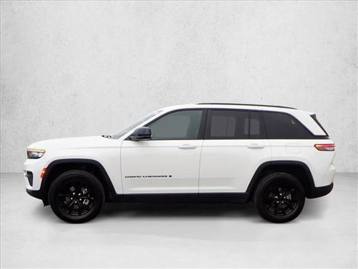 2024 Jeep Grand Cherokee Altitude