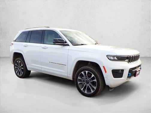 2022 Jeep Grand Cherokee 4xe Overland