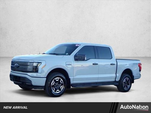 2023 Ford F-150 Lightning XLT