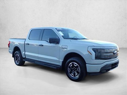 2023 Ford F-150 Lightning XLT