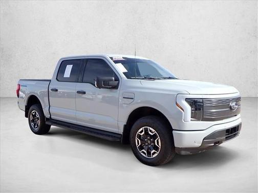 2023 Ford F-150 Lightning XLT