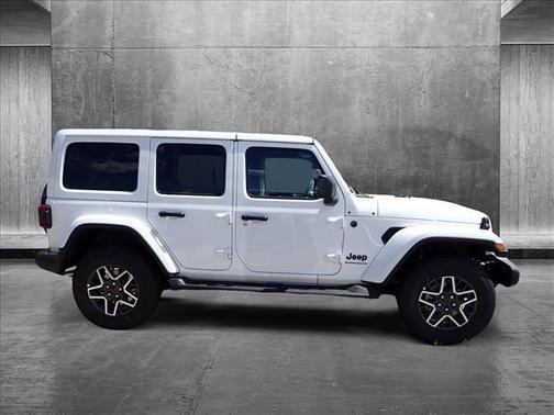 2025 Jeep Wrangler 4-Door Sahara 4x4