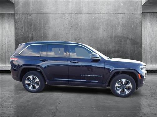 2022 Jeep Grand Cherokee 4xe Base