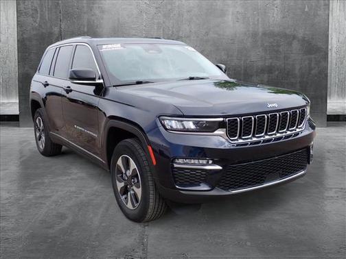 2022 Jeep Grand Cherokee 4xe Base