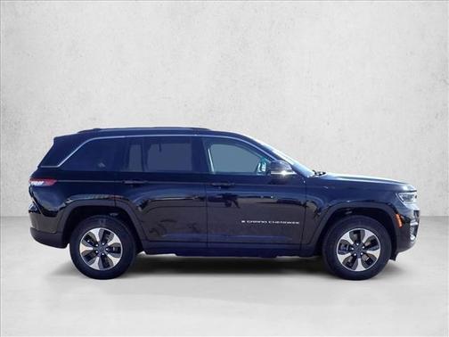 2022 Jeep Grand Cherokee 4xe Base