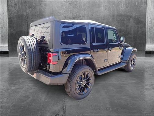 2025 Jeep Wrangler 4xe Sahara