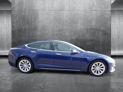 2017 Tesla Model S 75D