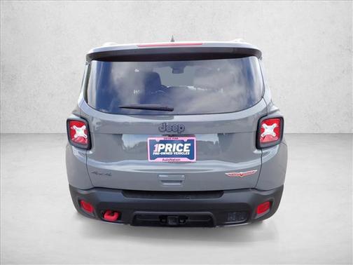 Sting-Gray Clearcoat 2021 Jeep Renegade Trailhawk