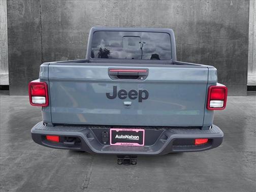 2025 Jeep Gladiator Sport S
