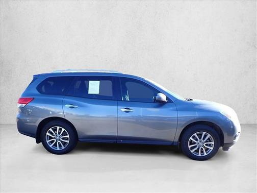 2015 Nissan Pathfinder SV
