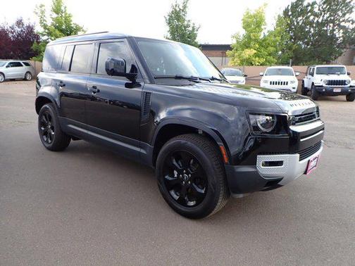 2025 Land Rover Defender 110 P300