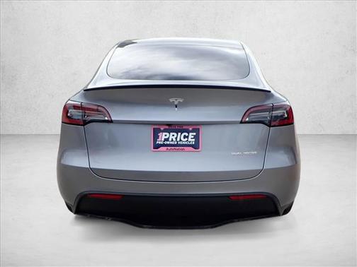 2024 Tesla Model Y Performance Dual Motor All-Wheel Drive