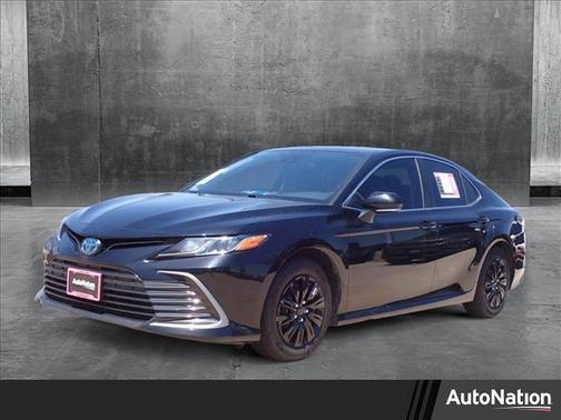 2022 Toyota Camry LE